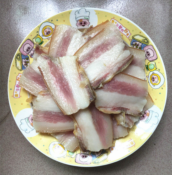 剁椒腐竹蒸腊肉步骤8