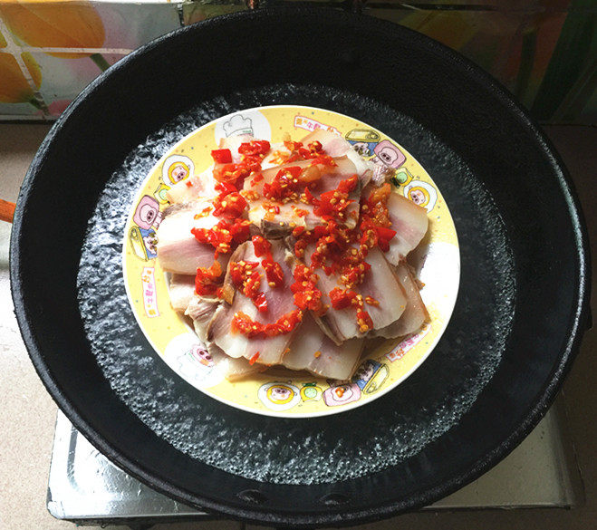 剁椒腐竹蒸腊肉步骤10