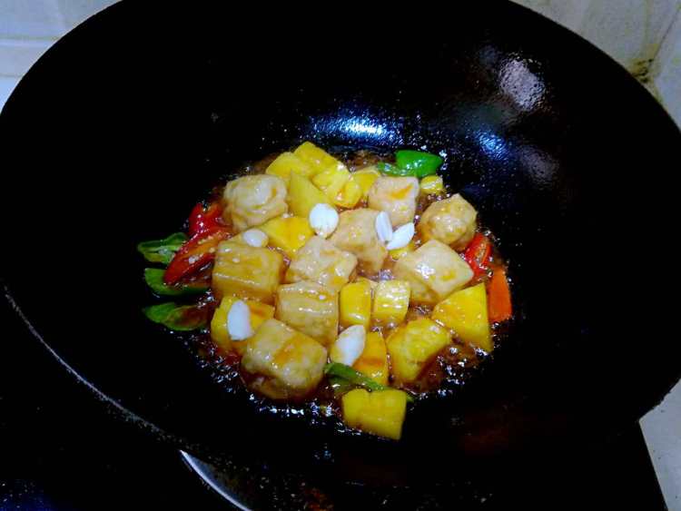 菠萝咕噜豆腐步骤10