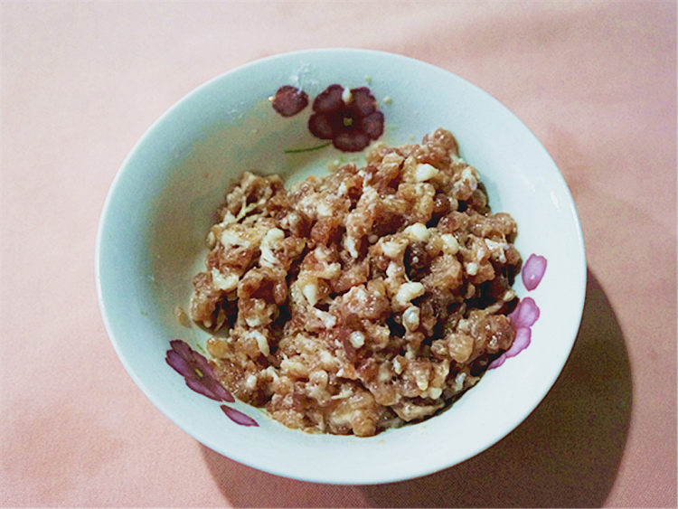 翡翠环肉糜步骤1