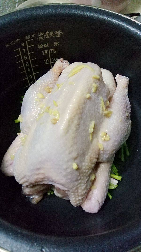 电饭煲双葱焗鸡步骤5