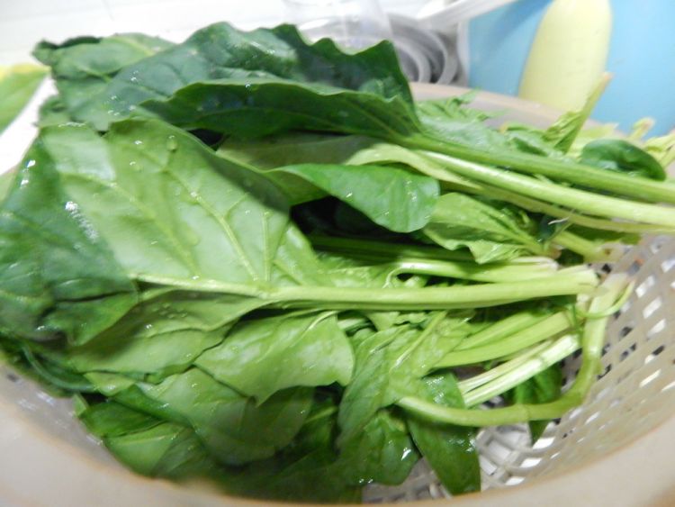 菠菜凉拌豆皮步骤1