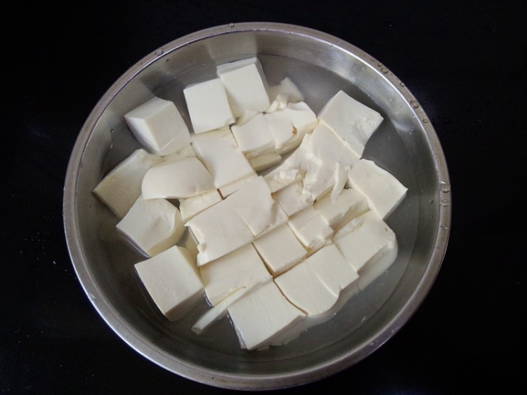 豆腐滚羊头汤步骤4