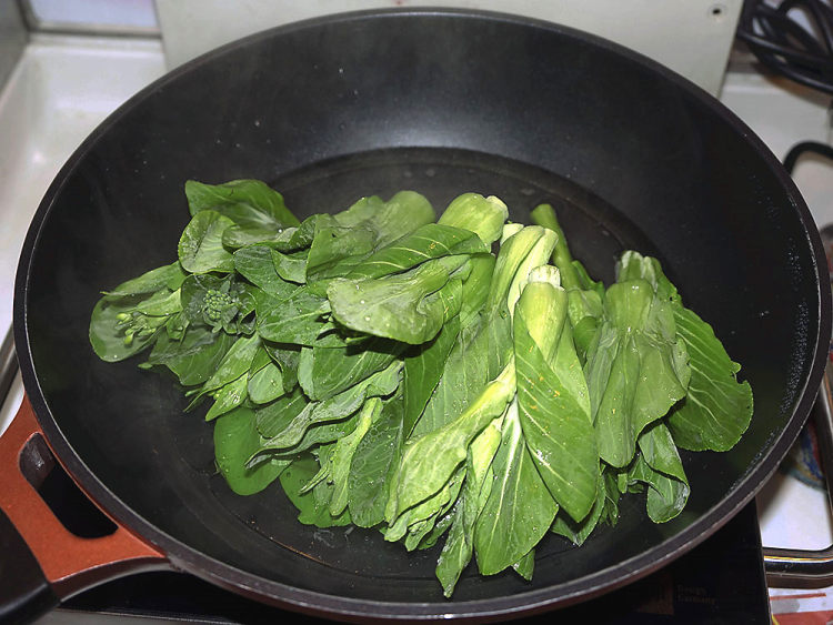 菜结素鸡腿步骤12