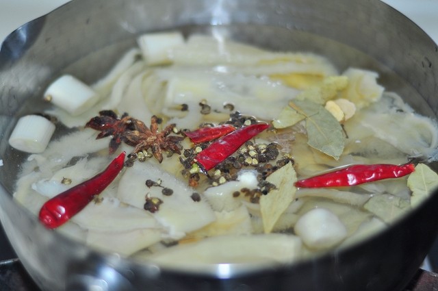 麻辣肚片步骤2