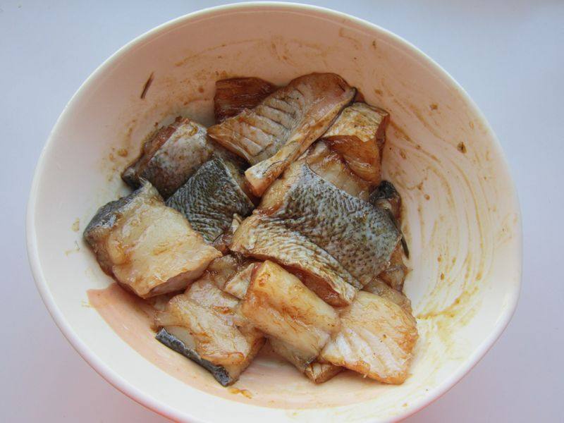 黄焖鱼块步骤2