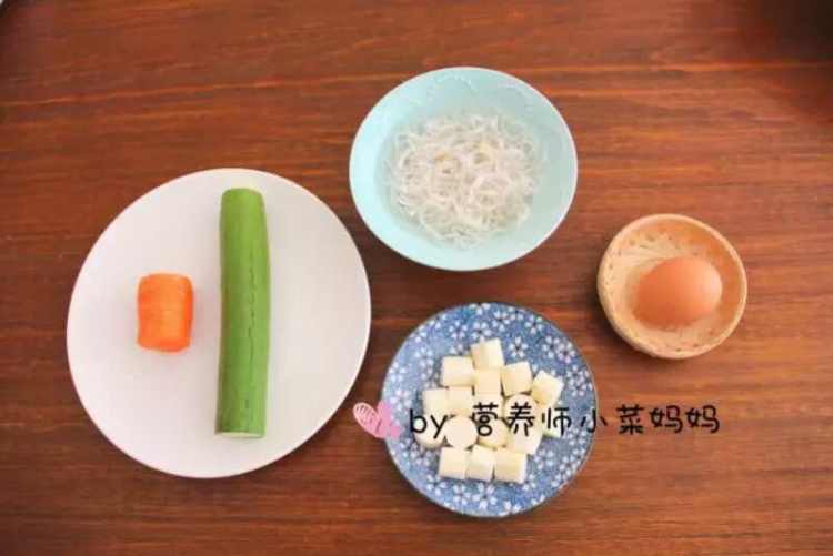 银鱼丝瓜山药饼步骤1