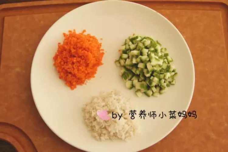 银鱼丝瓜山药饼步骤3