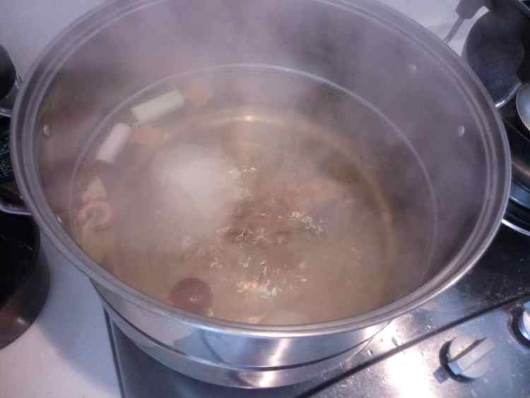 卤肉香锅步骤6