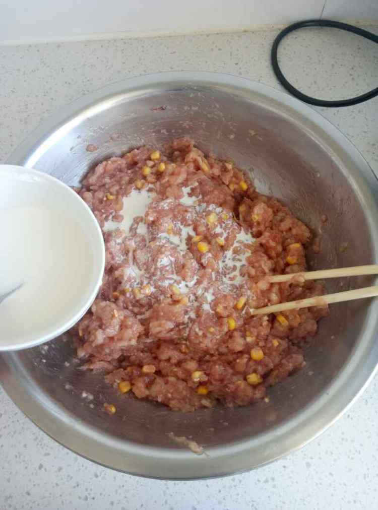 自制鸡肉玉米肠步骤5