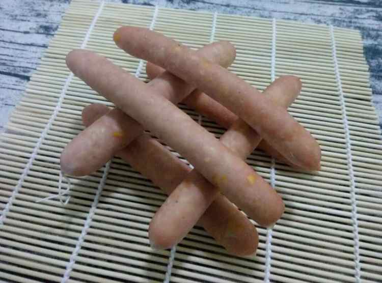 自制鸡肉玉米肠步骤11