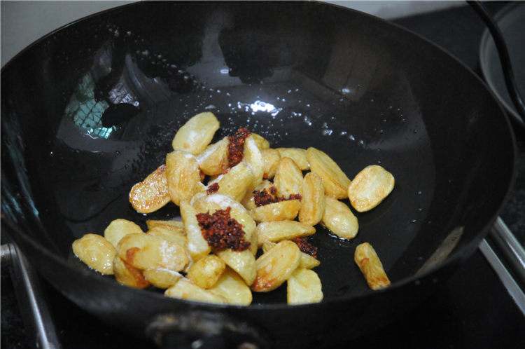香辣小土豆步骤5