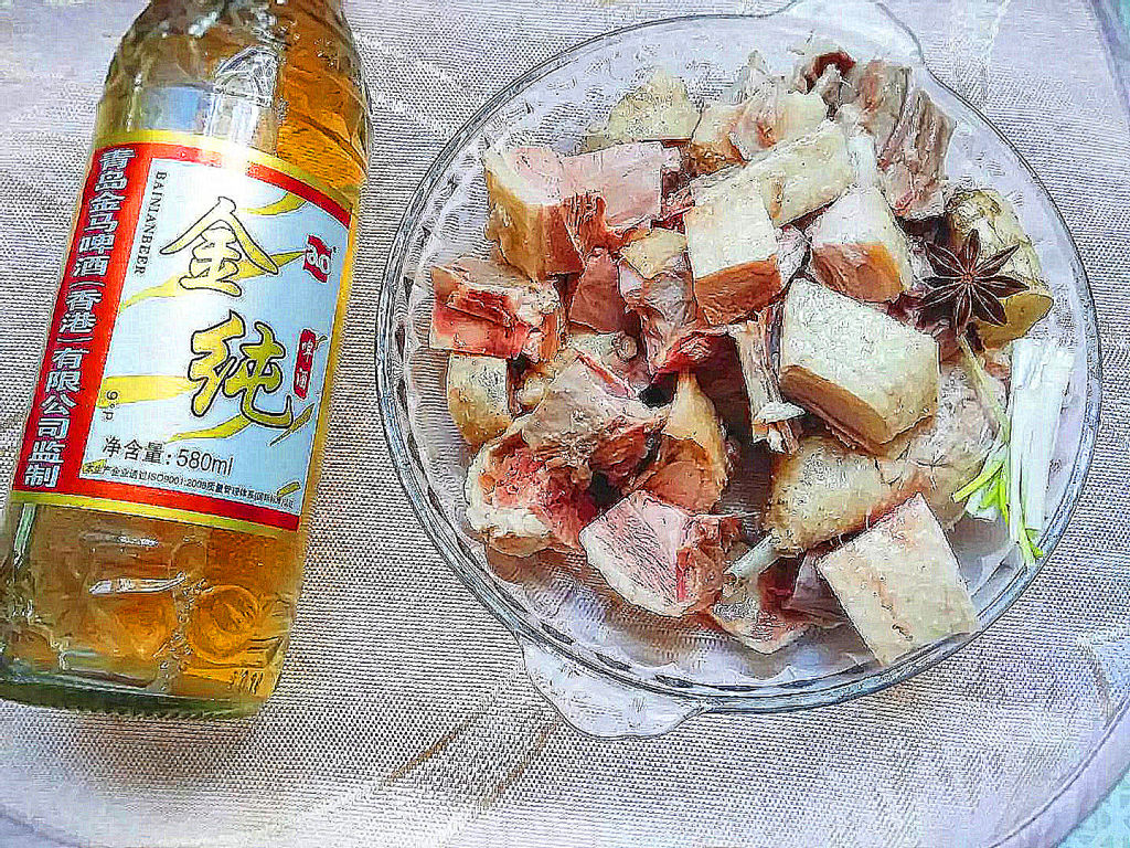 酱香啤酒鸭步骤1