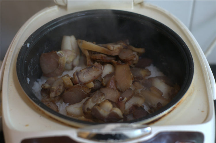 腊肉饭步骤3