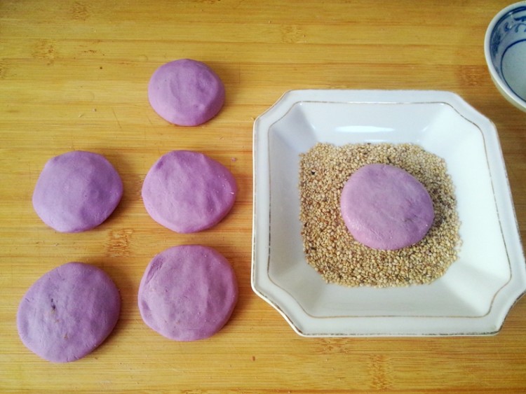 紫薯花生馅芝麻饼#本步骤14
