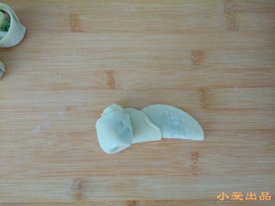 玫瑰花型水煎包步骤9
