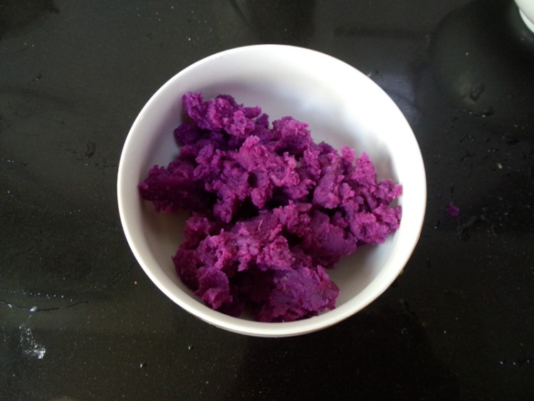 桂花酒酿紫薯汤圆步骤2