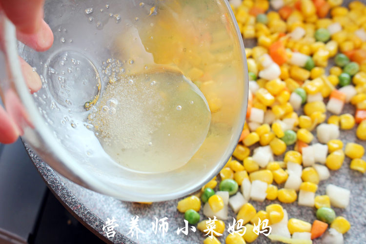 马蹄清炒玉米粒#本为步骤10