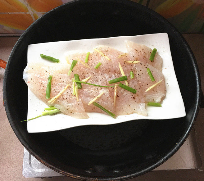 双味蒸龙利鱼#本味家步骤3