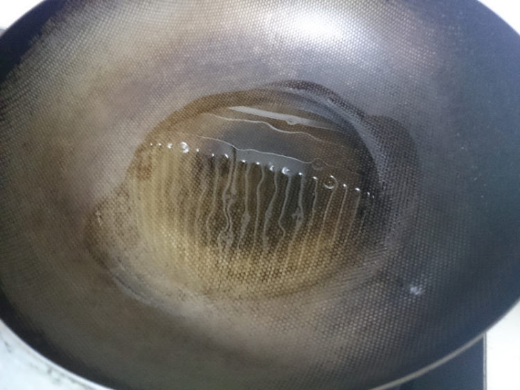鲊广椒炒藕条步骤4