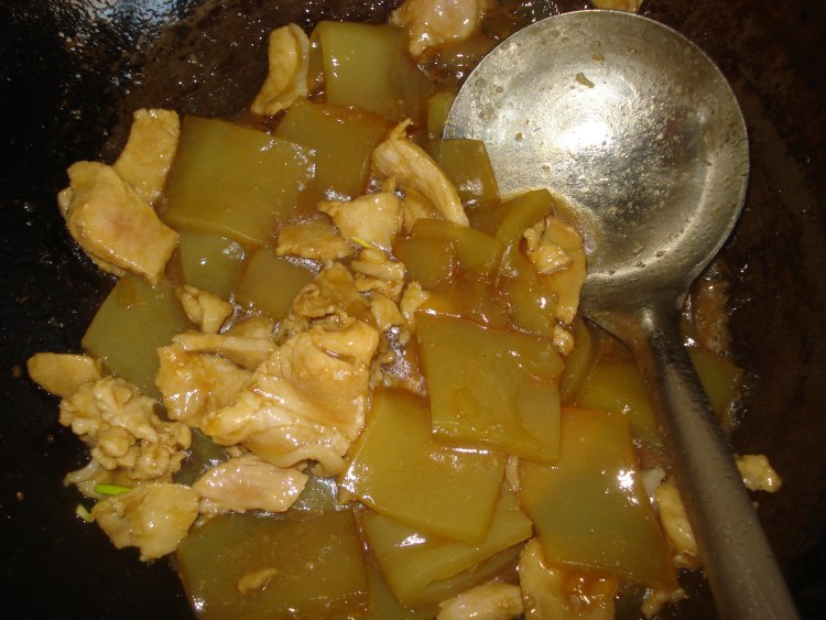 蒜黄炒小饹馇步骤5