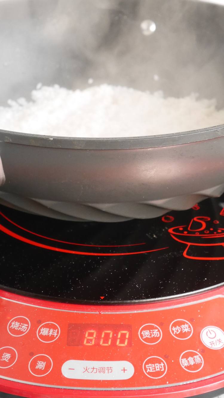 新年教你做海鲜烩饭步骤12