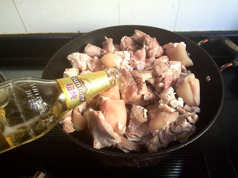 啤酒羊肉步骤4