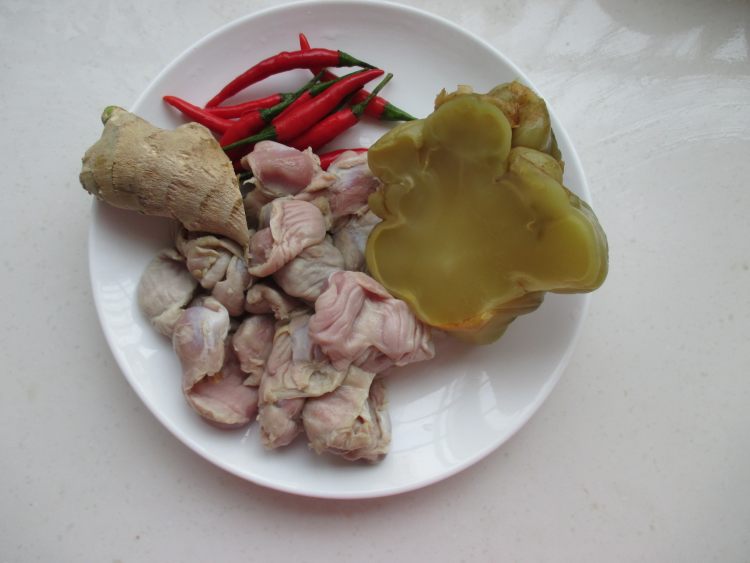 榨片鸡胗步骤1