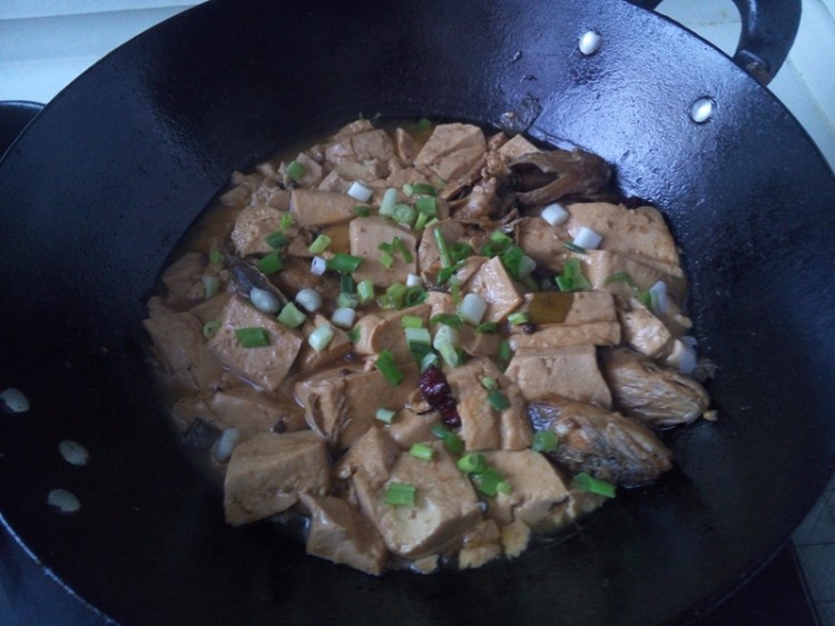 海鲶鱼炖豆腐步骤10