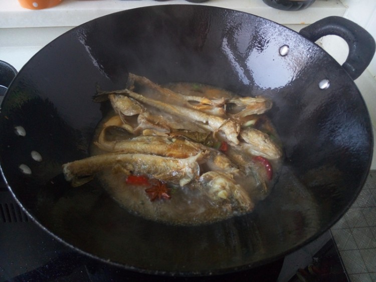 海鲶鱼炖豆腐步骤7