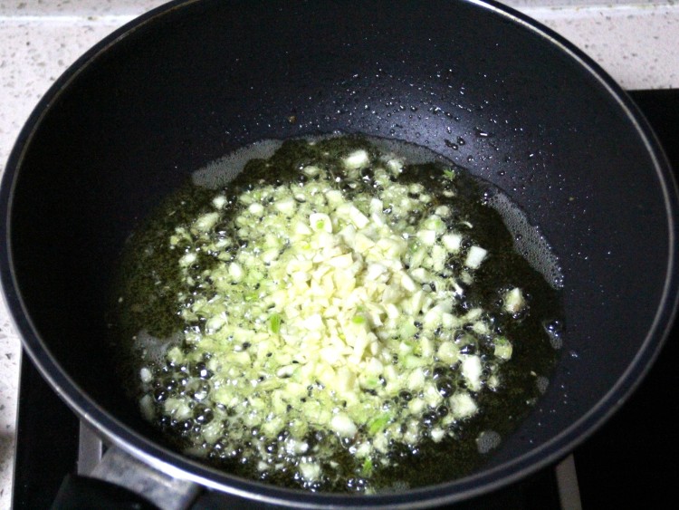 辣白菜红烧肉步骤3