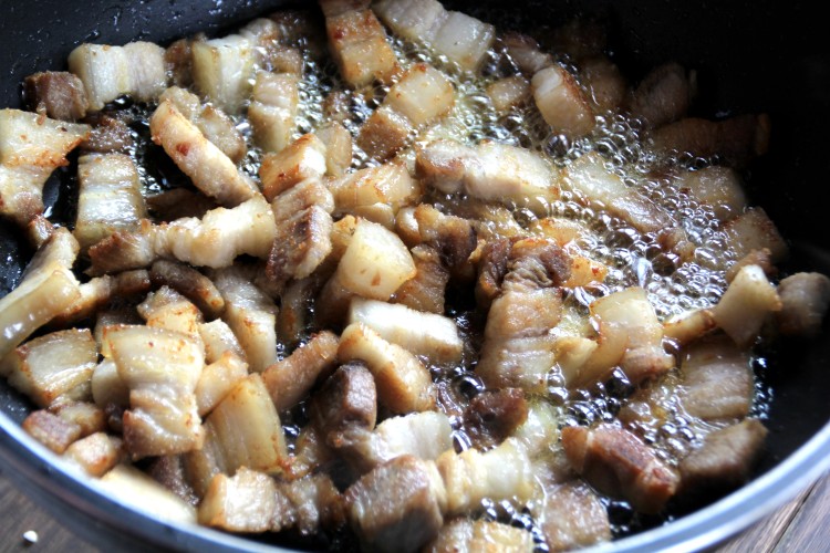 辣白菜红烧肉步骤8