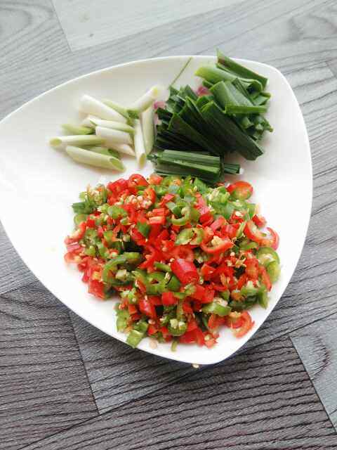 腊肉炒豆角干步骤4