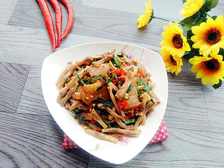 腊肉炒豆角干步骤13