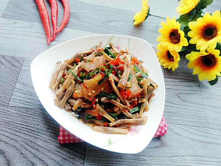 腊肉炒豆角干步骤14