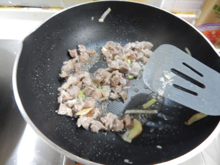 青红萝卜炖羊肉步骤7