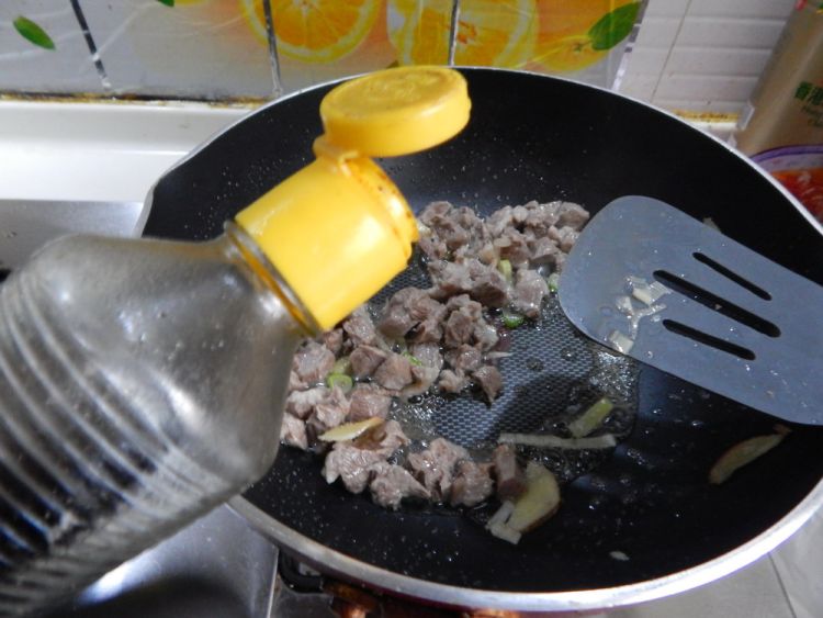 青红萝卜炖羊肉步骤8