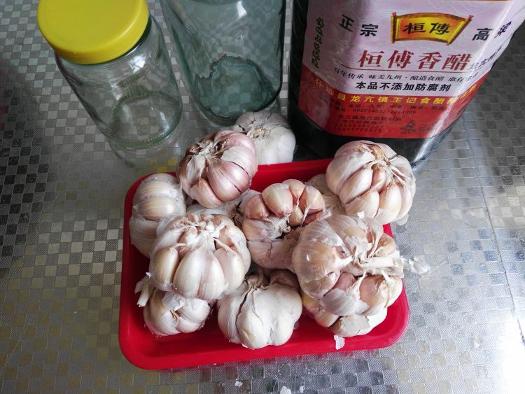 腊八蒜步骤1