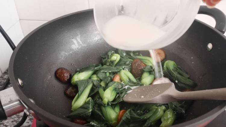 每天必吃－香菇青菜步骤7