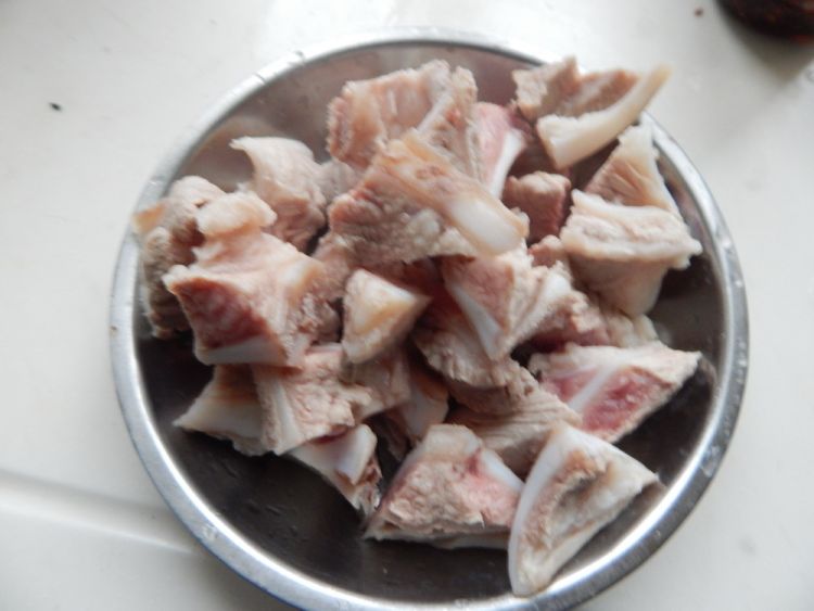 四季豆烧月牙骨步骤5