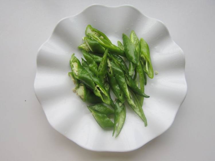香干炒肉皮步骤2
