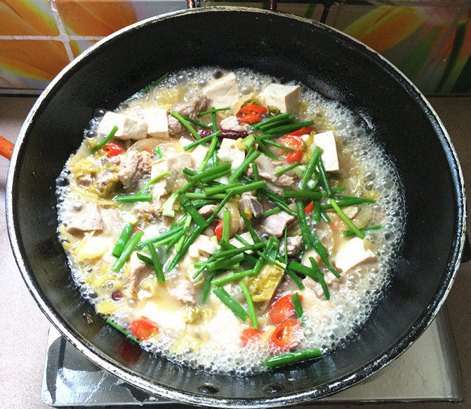 酸菜炖豆腐排骨步骤18