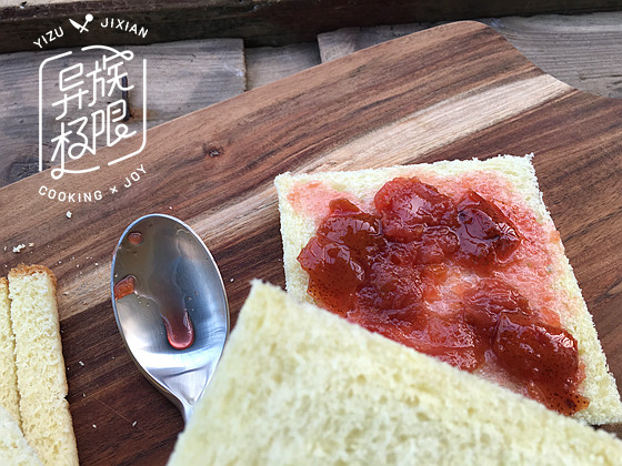 炒红果三明治步骤11