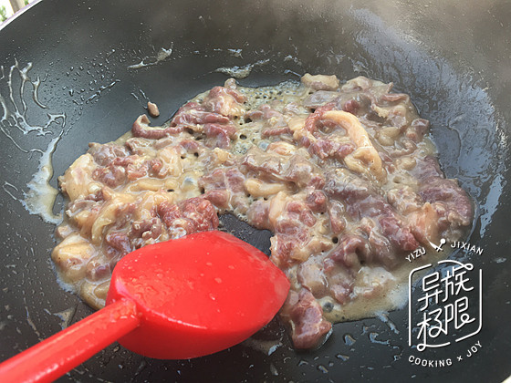 炒沙茶牛肉粿条步骤10
