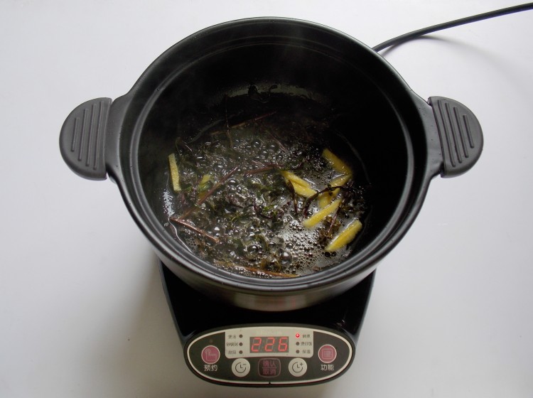 三杯鸡步骤8