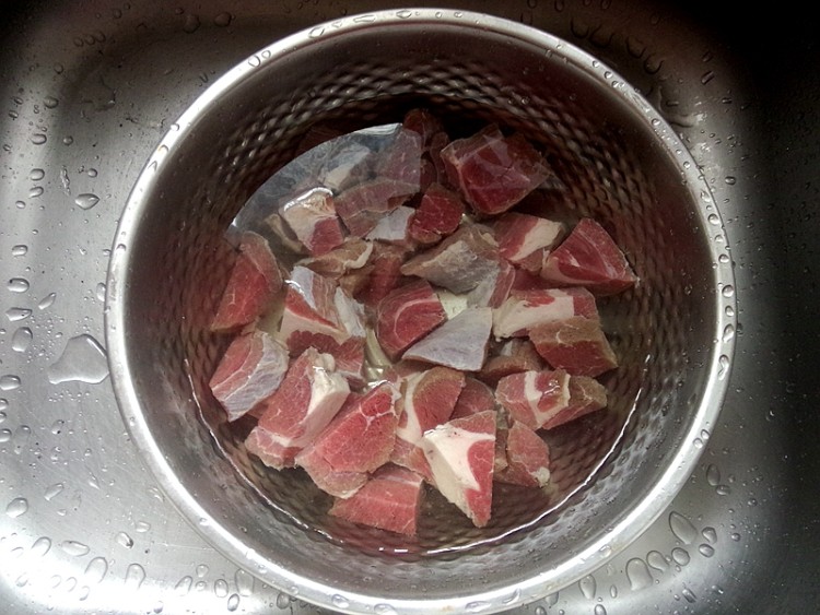 咖喱牛肉步骤2