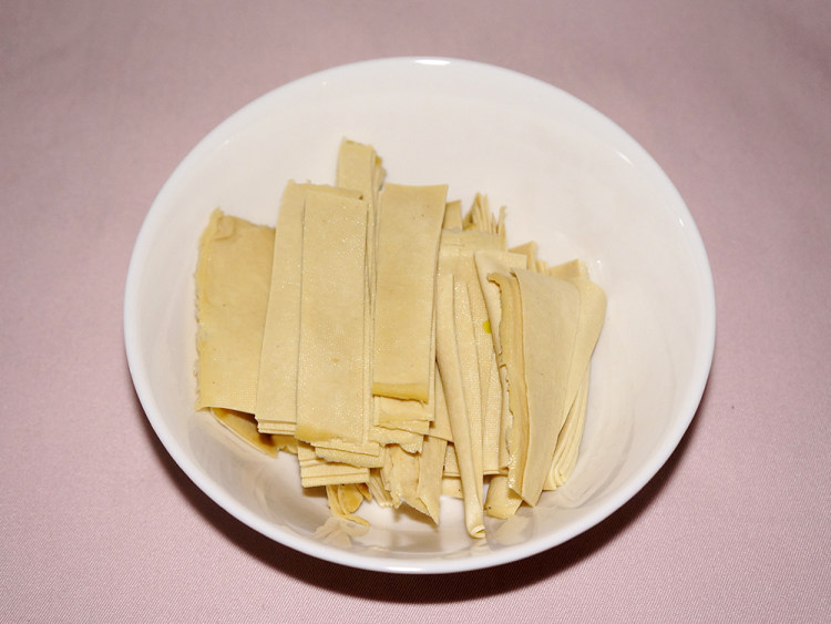 酸菜鱼片汤步骤7