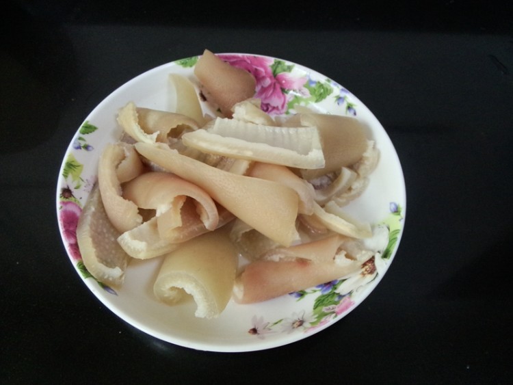 肉皮卤蛋步骤4