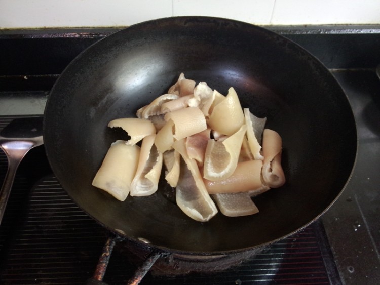肉皮卤蛋步骤5