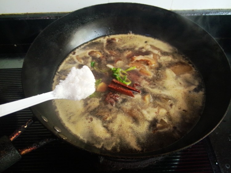 肉皮卤蛋步骤8